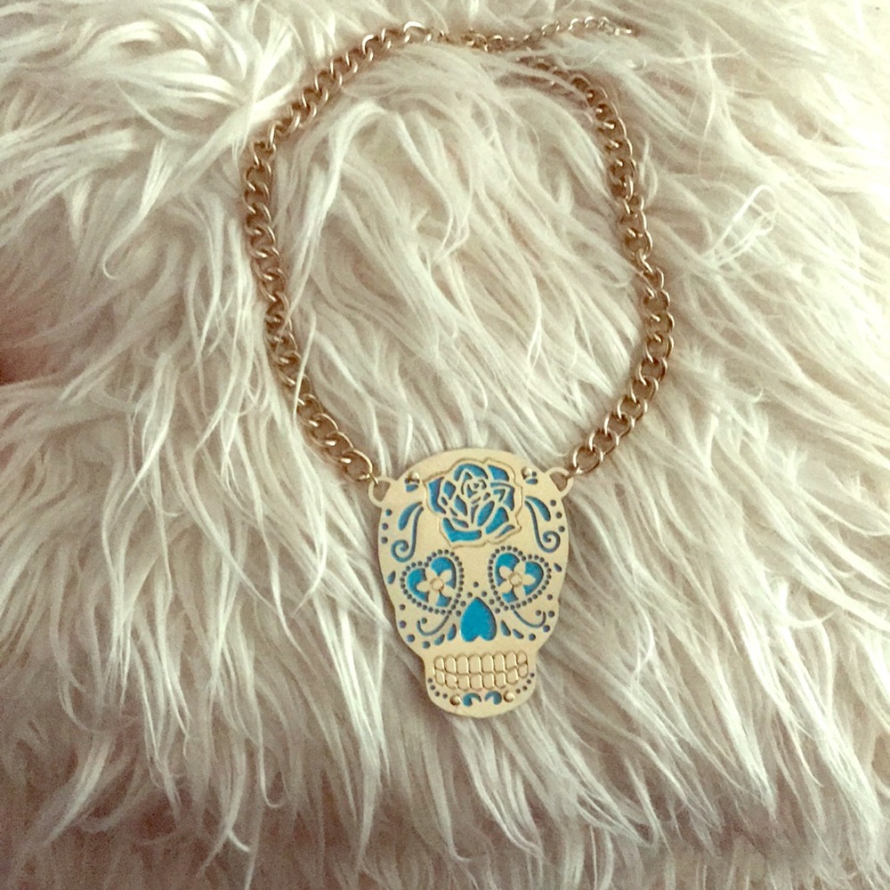 💋Last Price Drop💋 Betsey Johnson Skull Necklace